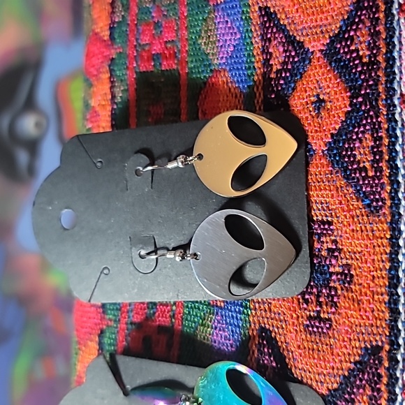 Handmade unique silver Alien Earrings - Picture 4 of 4